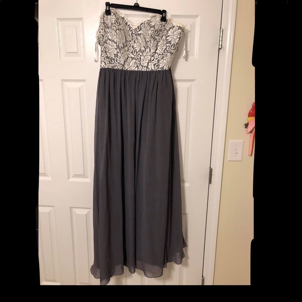 Dress - Picture 1 of 1